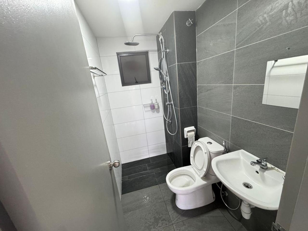Cheras Trader Square By Jr Lovely Homestay Dış mekan fotoğraf